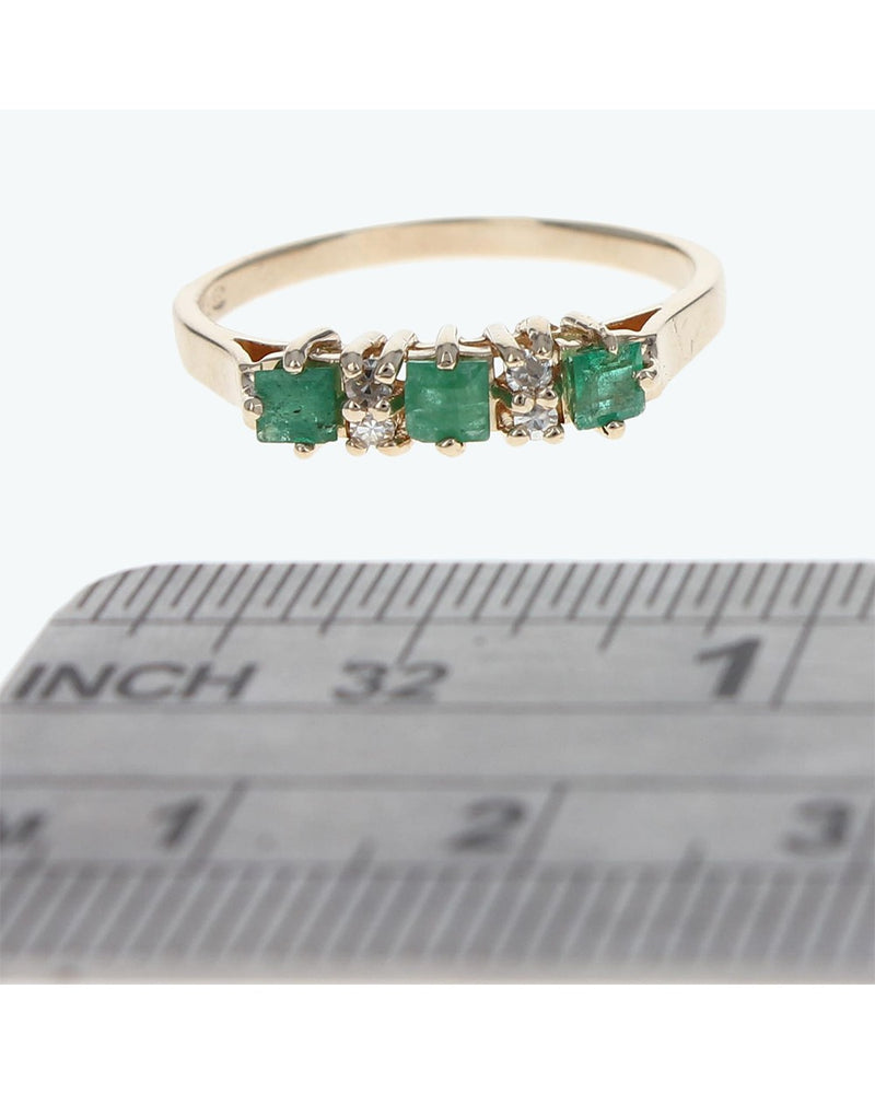 Alternating Emerald and Diamond Ring