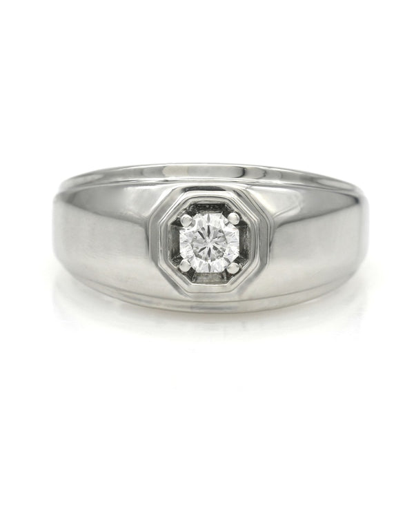 Gentlemans Diamond Solitaire Tapered Ring