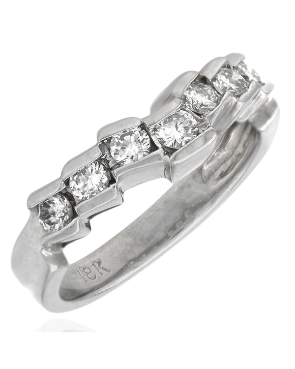 Staggered Diamond Ring in White Gold