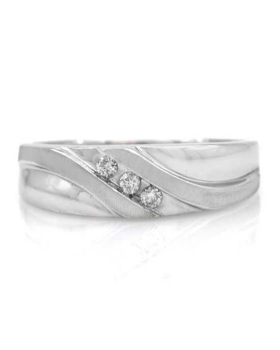 Gentlemans 3 Stone Diamond Bypass Tapered Band