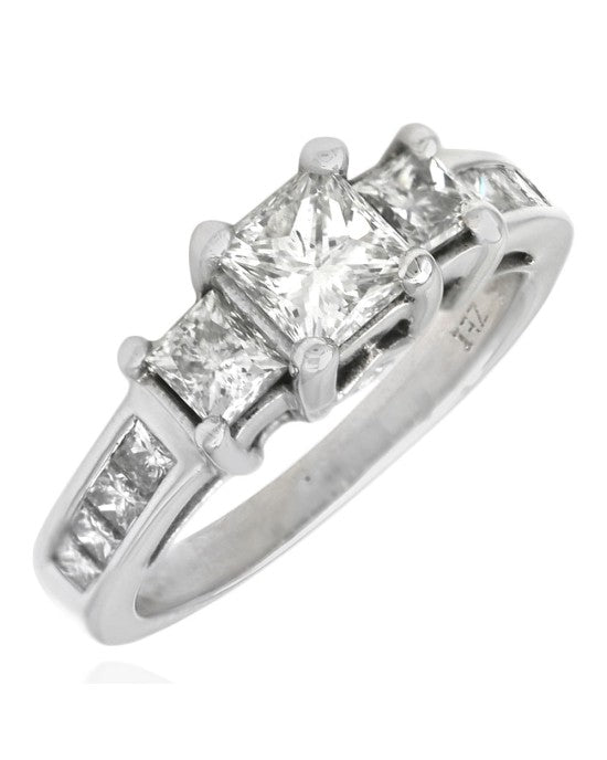 Princess Cut Diamond Engagement Ring in White Gold