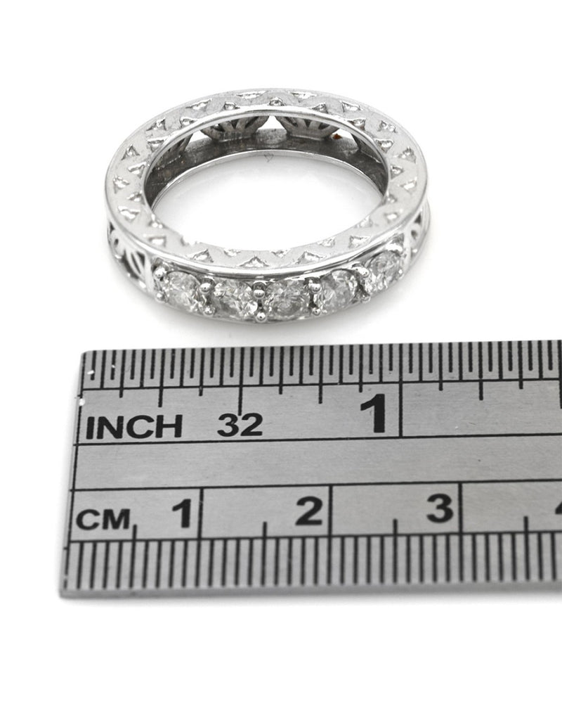 Gentleman's Etched Open Cut 5 Stone Diamond Band in White Gold