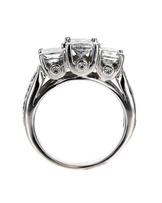 Princess and Round Diamond Ring in White Gold