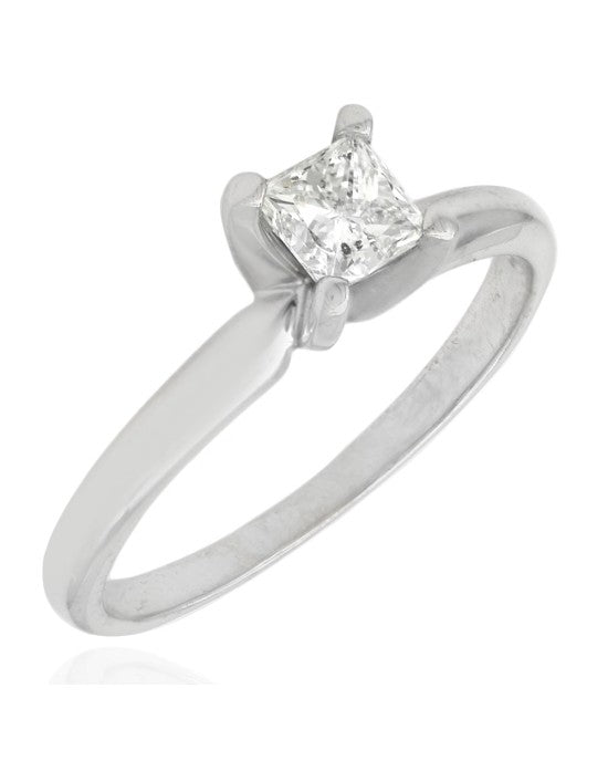 Diamond Solitaire Engagement Ring in White Gold