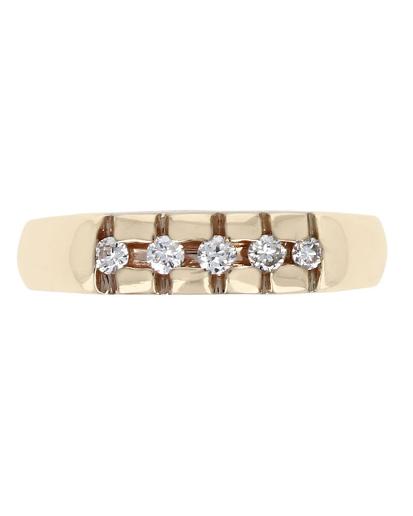 5 Stone Diamond Tapered Band in Yellow Gold