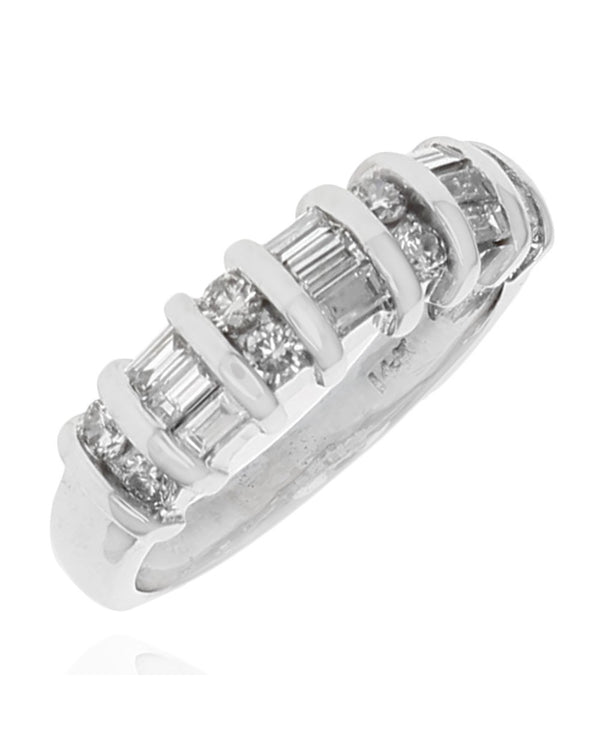 Round and Baguette Diamond Ring in White Gold