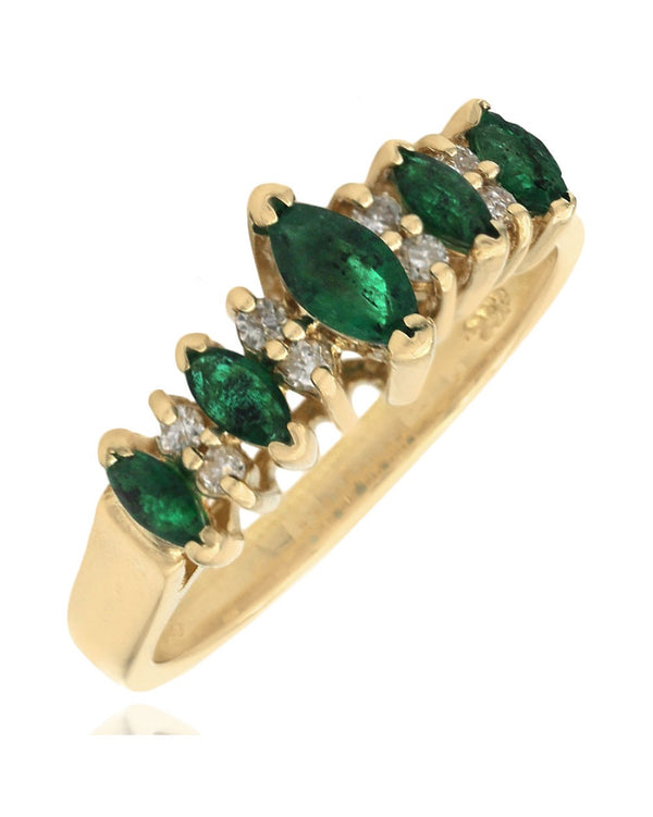 Alternating Emerald and Diamond Ring in Yellow Gold