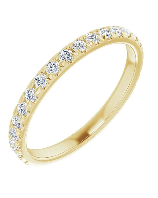 Scallop Edge Diamond Band in Yellow Gold