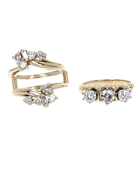 Diamond Scroll Accent Wedding Set in Yellow Gold