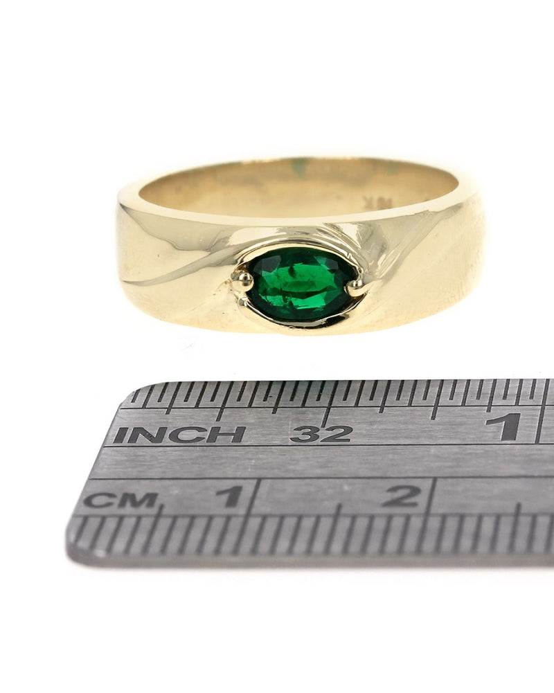 Gentlemen's Emerald Band in Yellow Gold