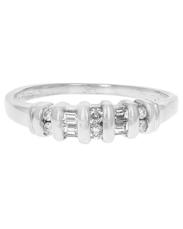 Alternating Round and Baguette Ring
