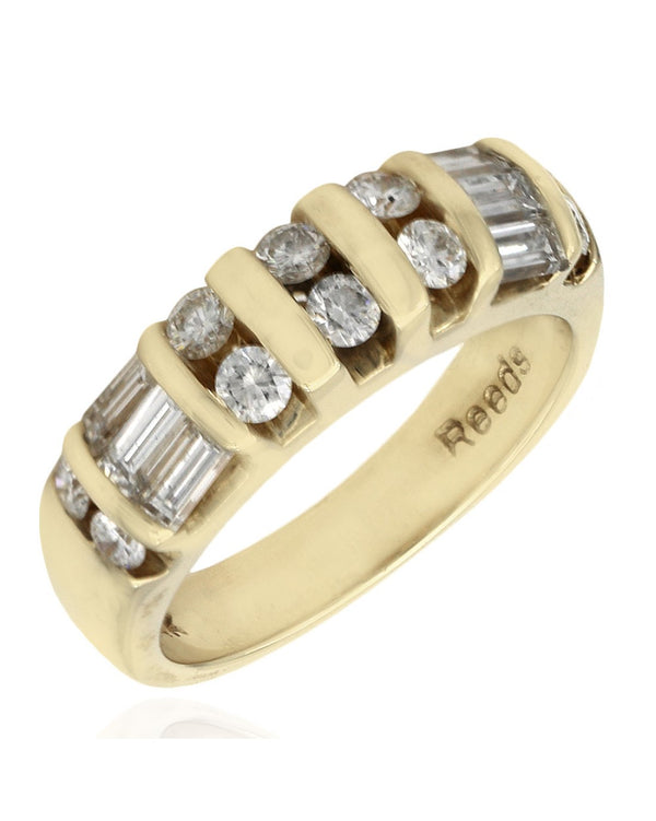 Alternating Round and Baguette Diamond Ring