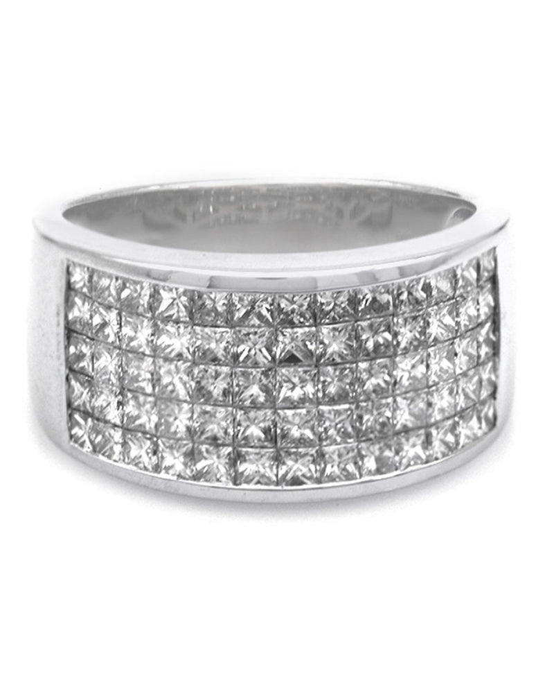 Diamond Tapered Ring in White Gold