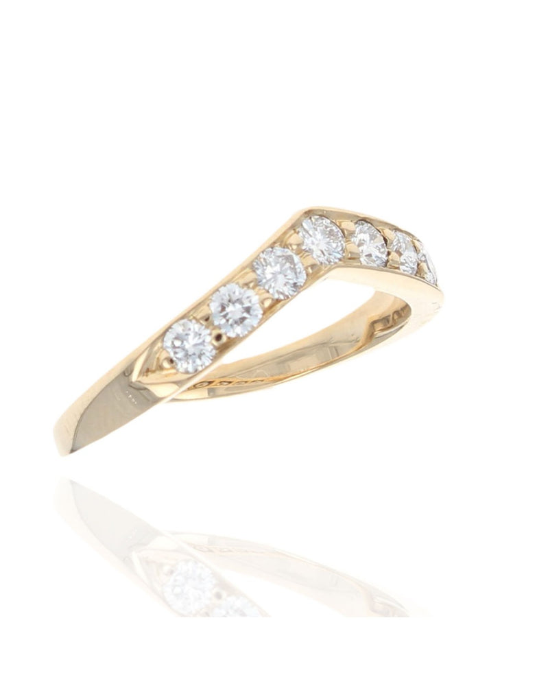 Diamond Chevron Ring in Yellow Gold