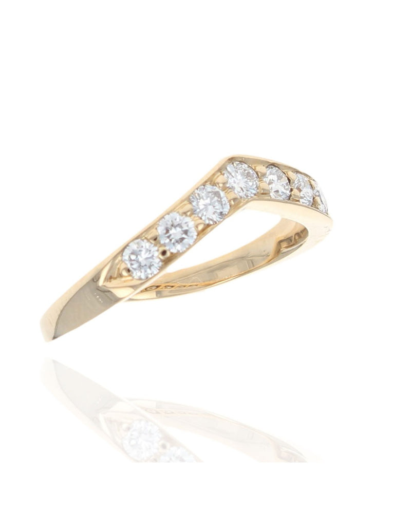 Diamond Chevron Ring in Yellow Gold