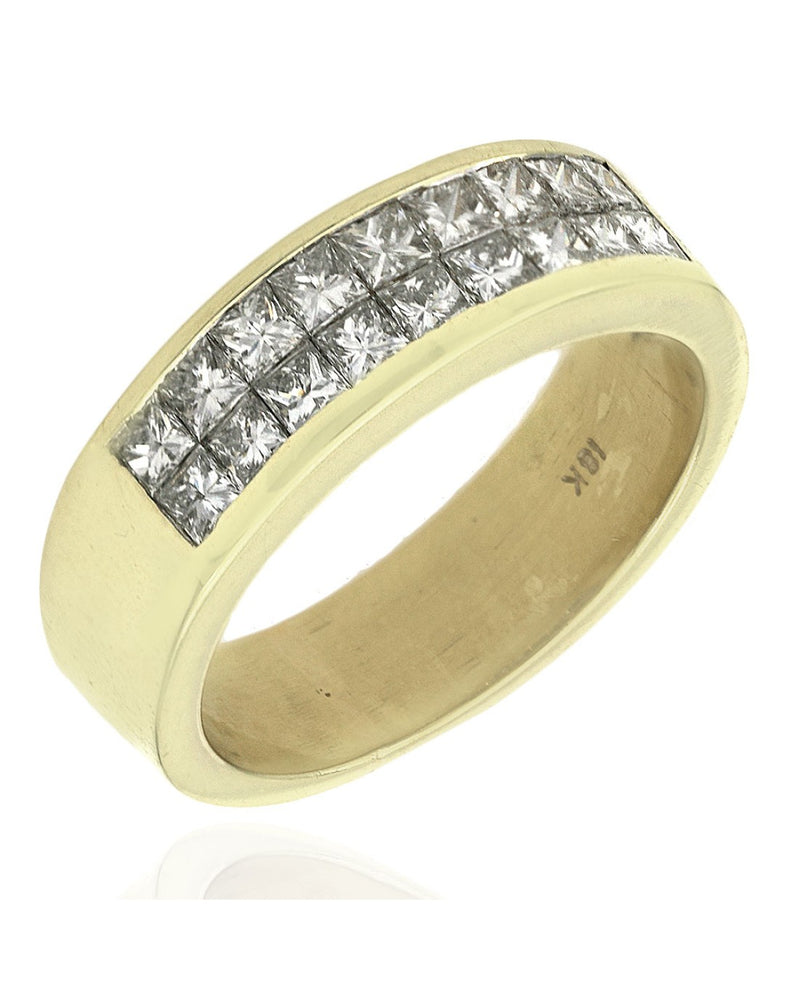 Diamond Wedding Band in Yellow Gold