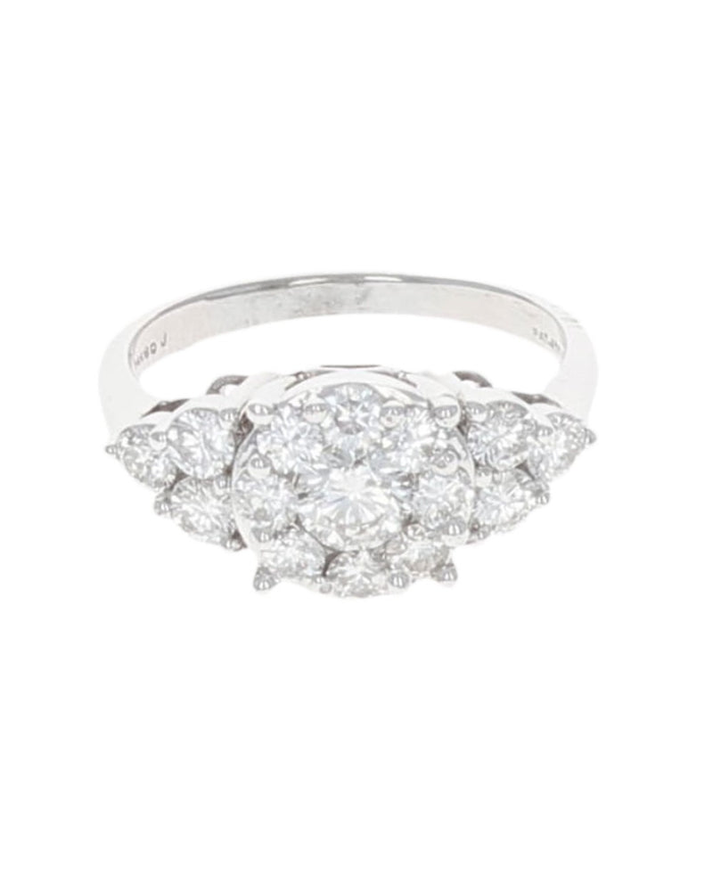 Round Diamond Halo Ring in White Gold