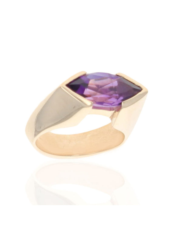 Marquise Shaped Amethyst Ring in Yellow Gold