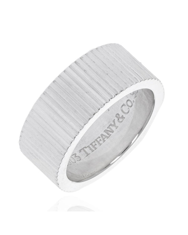 Coin Edge Band in Silver