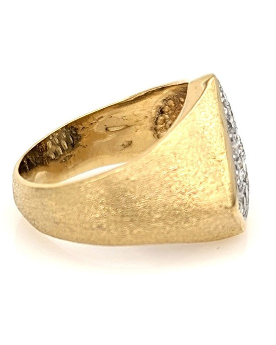 Diamond Design Ring in Yellow Gold