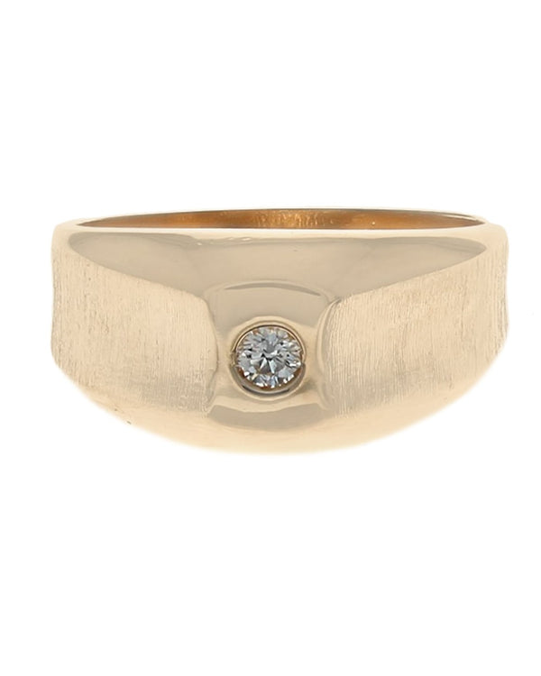 Gentlemen's Diamond Solitaire Tapered Ring in Yellow Gold