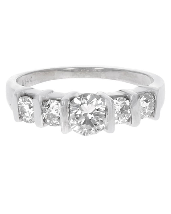 Diamond Engagement Ring in White Gold