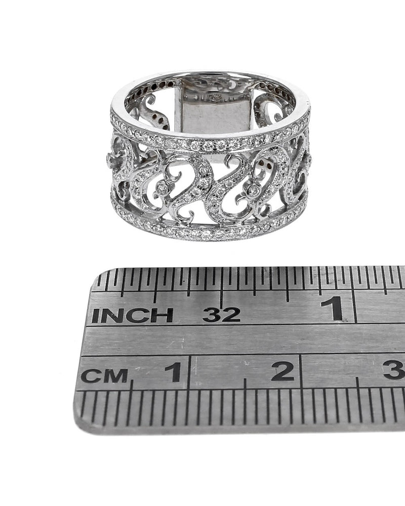 Diamond Cut Out Scroll Motif Band