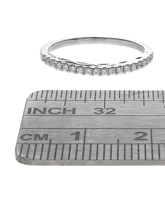 Diamond Etched Guard Ring in Platinum