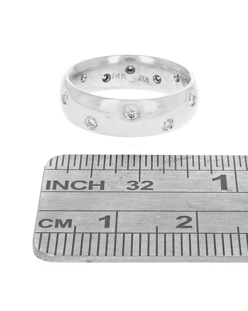 Flush Set Round Diamond Band