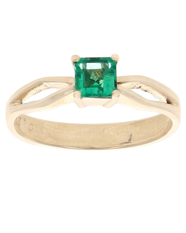 Emerald Solitaire Ring in Yellow Gold