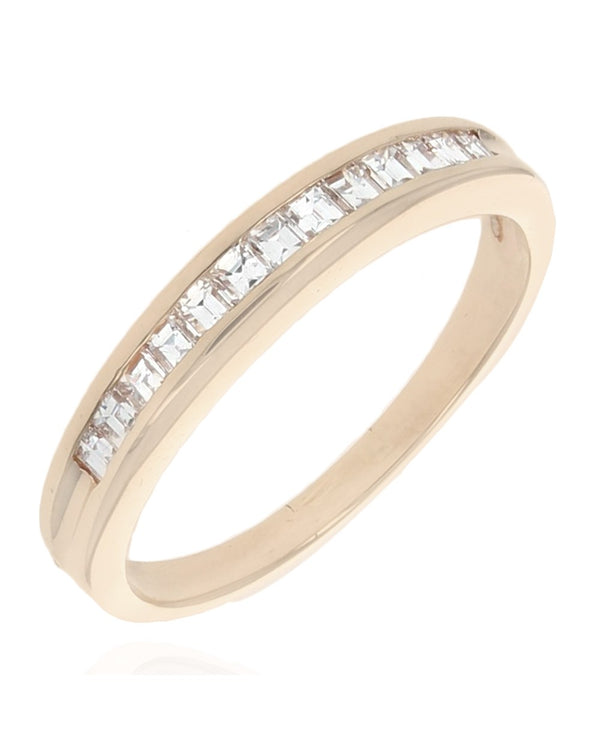 Baguette Diamond Wedding Band in Yellow Gold