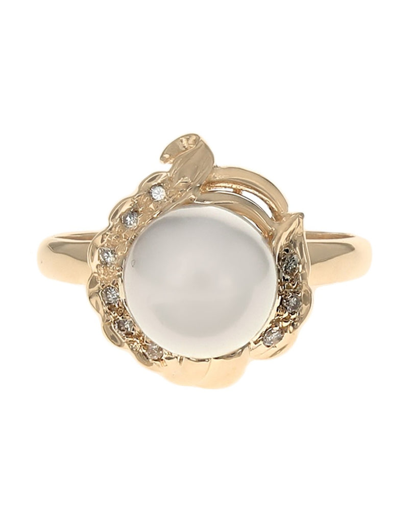 Pearl and Diamond Scallop Edge Ring in Yellow Gold