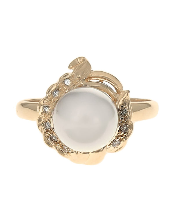 Pearl and Diamond Scallop Edge Ring in Yellow Gold