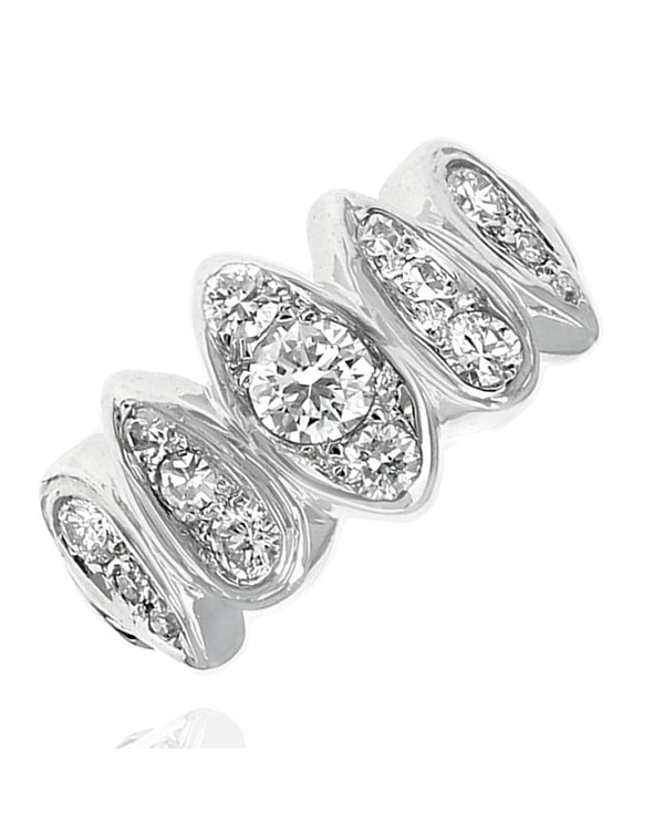 European Diamond Graduated Set Tapered Band