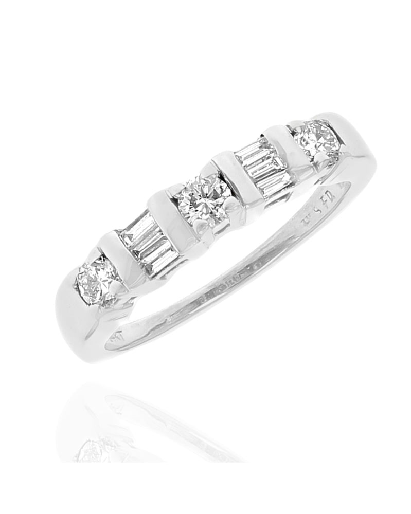 Alternating Round and Baguette Diamond Tapered Ring in White Gold