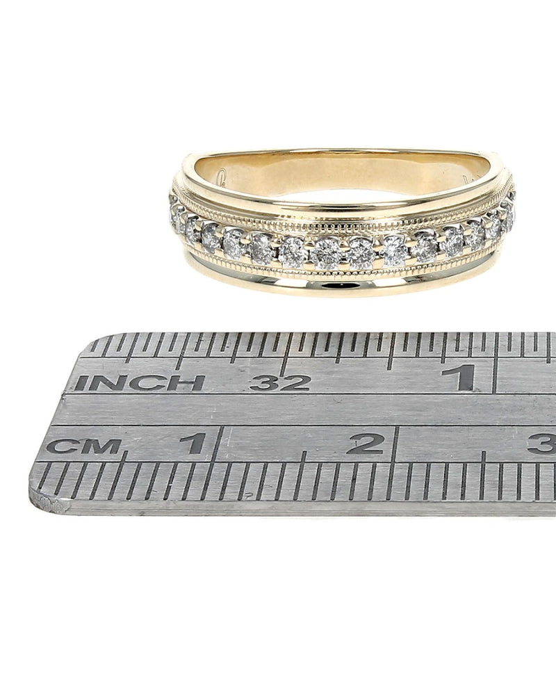 Gentlemen's Diamond Milgrain Accent Wedding Band in Yellow Gold