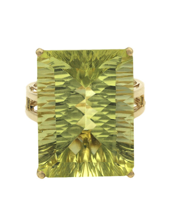 Lemon Quartz Split Shank Ring in Yellow Gold