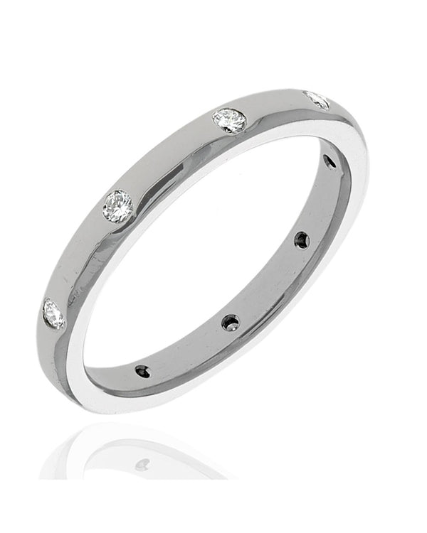 Flush Set Diamond Band in Platinum