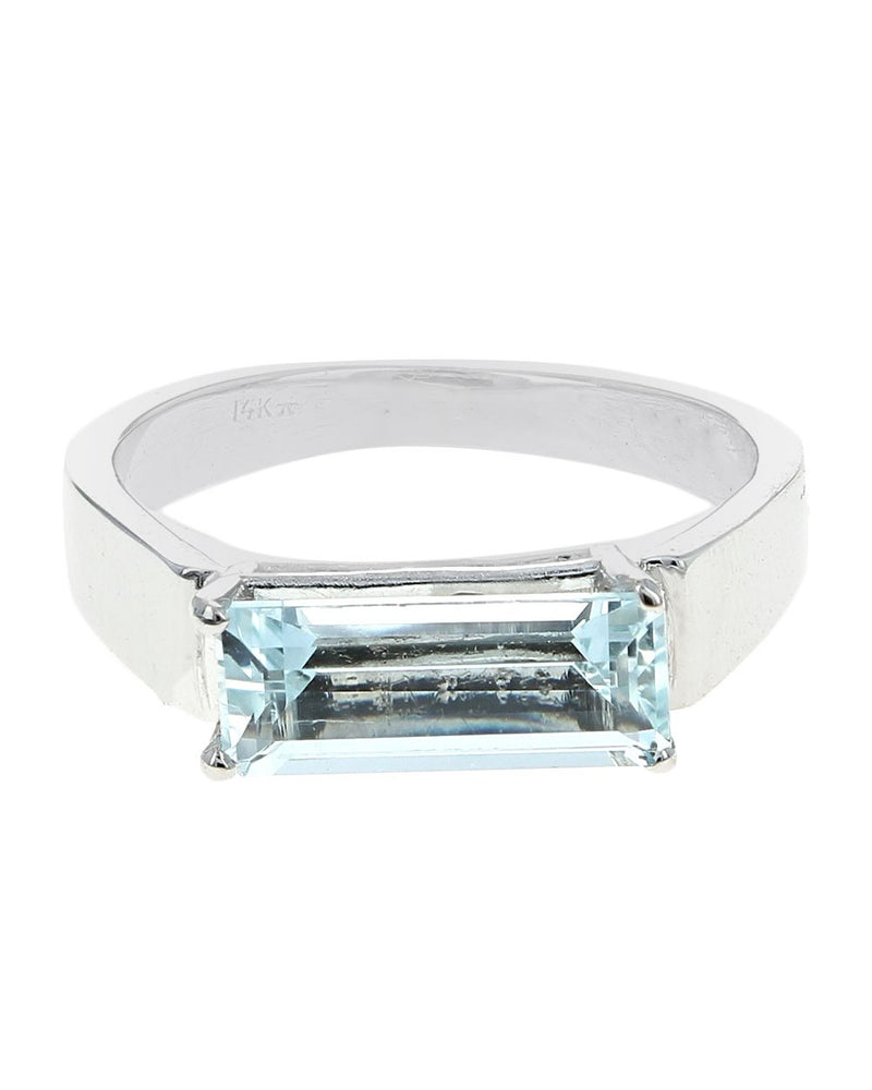 Aquamarine Solitaire Ring in White Gold