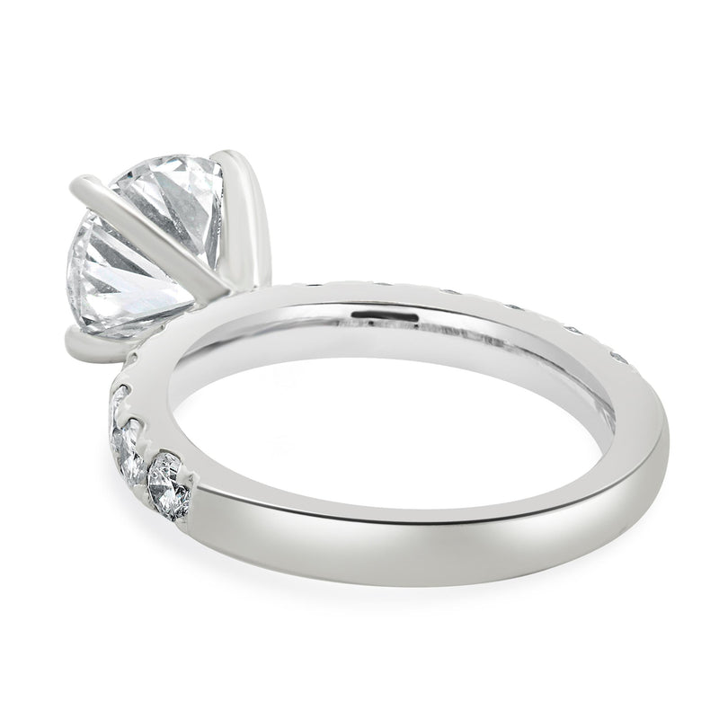 18 Karat White Gold Round Brilliant Cut Diamond Engagement Ring