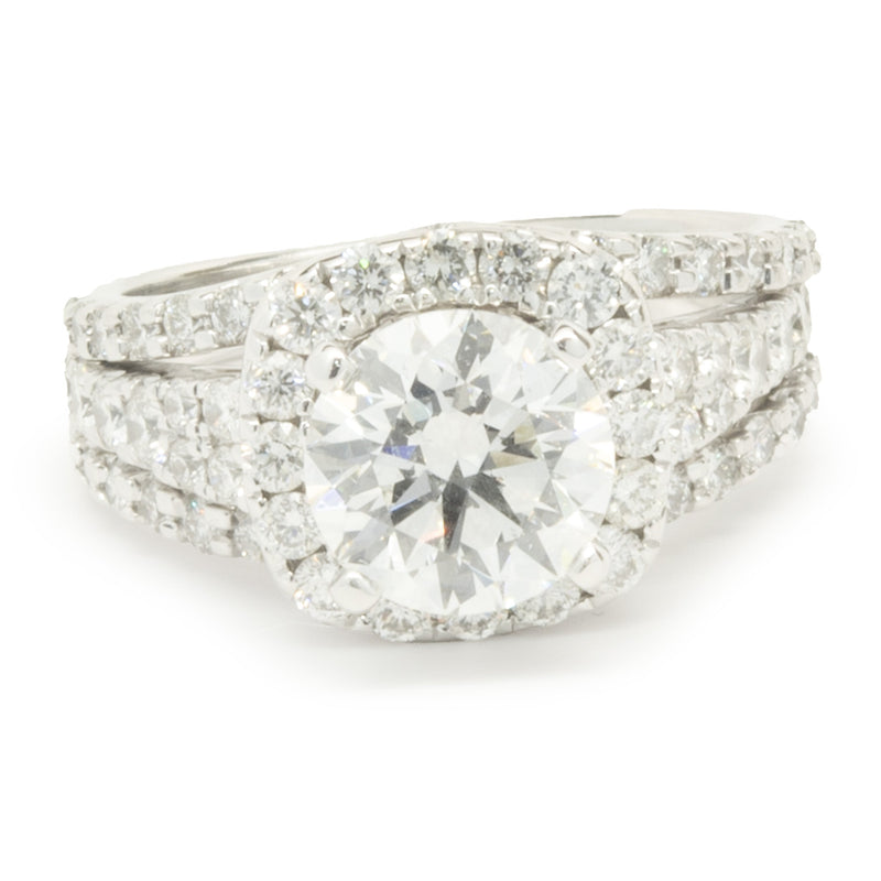 14 Karat White Gold Round Brilliant Cut Diamond Engagement Ring