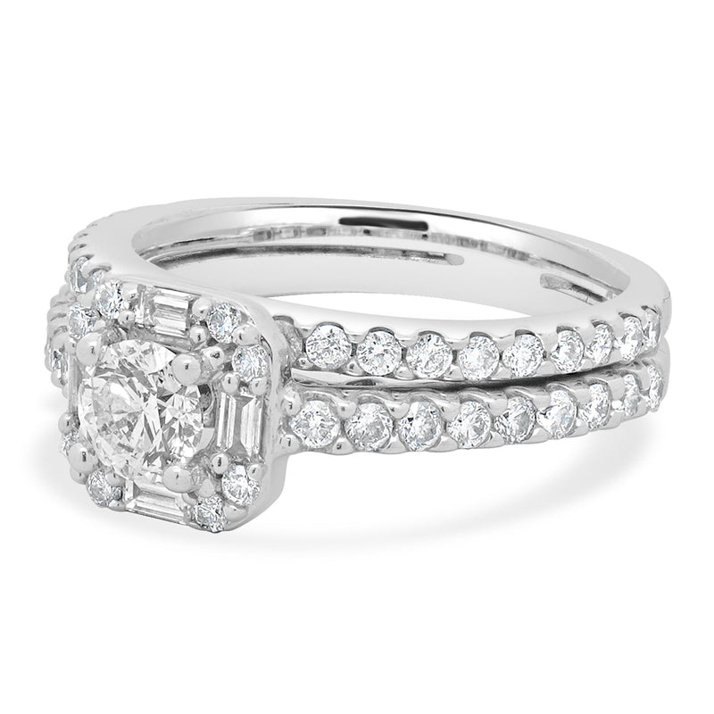 14 Karat White Gold Round Diamond Halo Engagement Ring