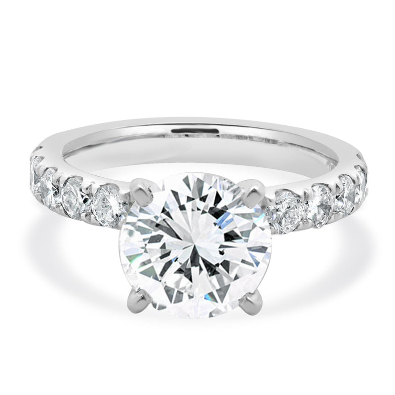 18 Karat White Gold Round Brilliant Cut Diamond Engagement Ring