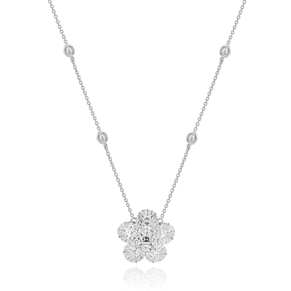 18 Karat White Gold Mosaic Set Diamond Flower Necklace